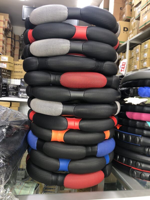 CUBRE TIMÓN ESTÁNDAR PARA AUTO, MINI VAN O CAMIONETA