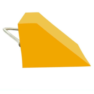TACO DE MADERA DE SEGURIDAD PARA AUTO O CAMIONETA DE MATERIAL PESADO COLOR AMARILLO