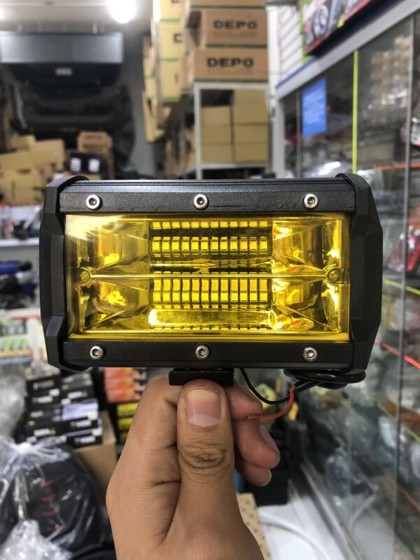 BARRA DE LED MULTIVOLTAJE 12-36V COLOR AMARILLO 78W DE 13CM LARGO (resistente a impactos, corrosión, agua y lodo)