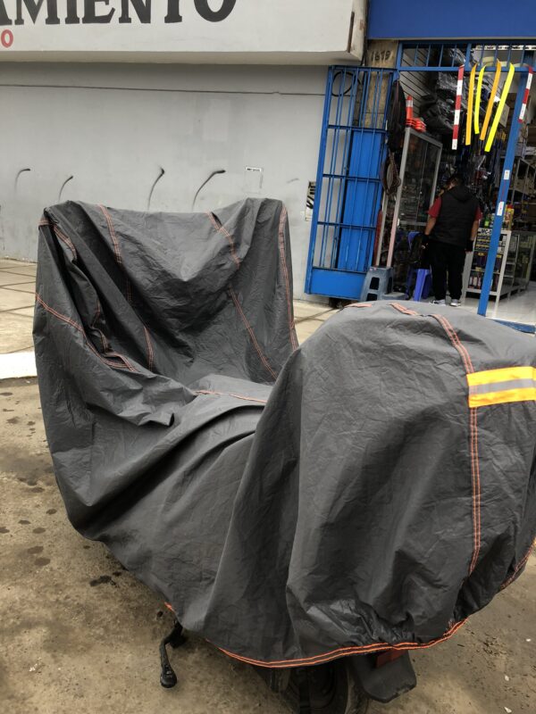 COBERTOR DE MOTO LINEAL O ELECTRÍCA DE LINO IMPERMEABLE Y ALGODÓN AFELPADO POR DENTRO (resistente al agua, sol, polvo entre otros)