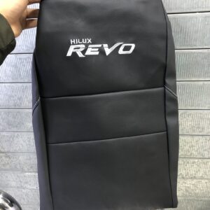 FORRO DE ASIENTOS ENTALLADO TIPO TAPIZADO PARA TOYOTA HILUX REVO MODERNO EN COLOR NEGRO CON LETRA PLATEADA DE TACTO CUERO IMPORTADO LAVABLE Y ALTA DURACIÓN
